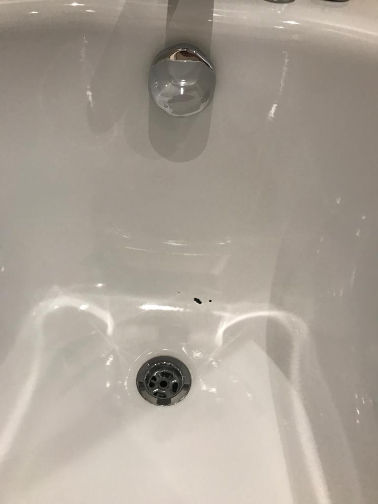 bathtub chip repair after